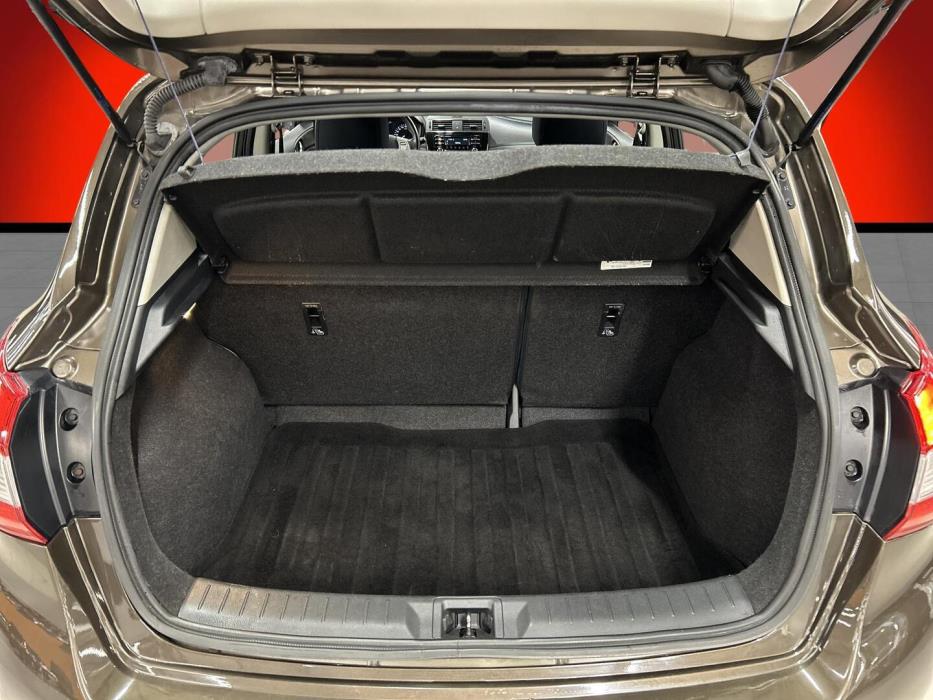 NISSAN Pulsar 2016