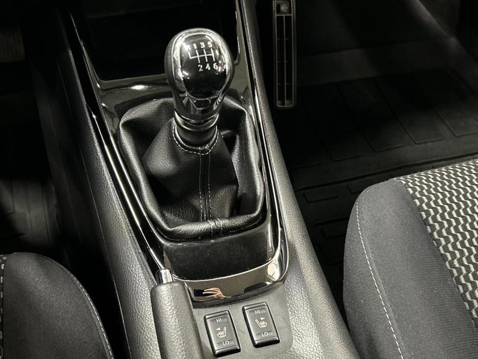 NISSAN Pulsar 2016