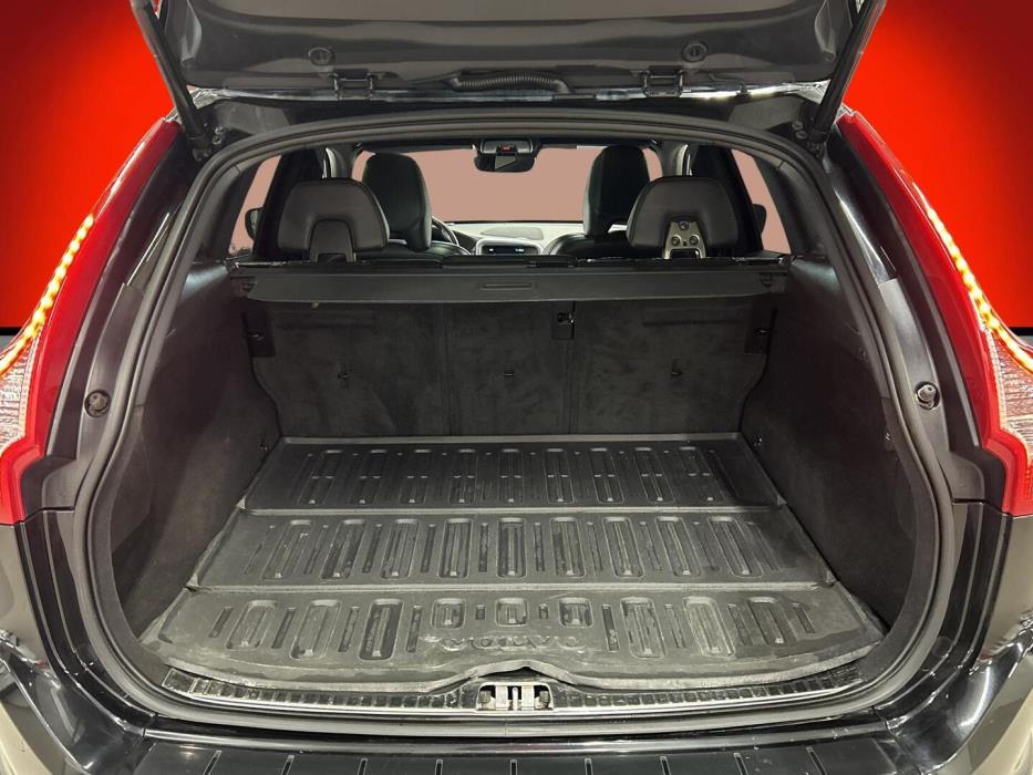 VOLVO XC60 2016