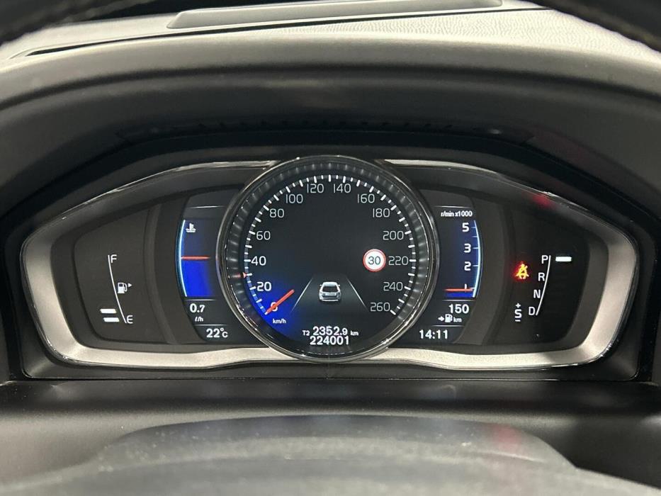 VOLVO XC60 2016