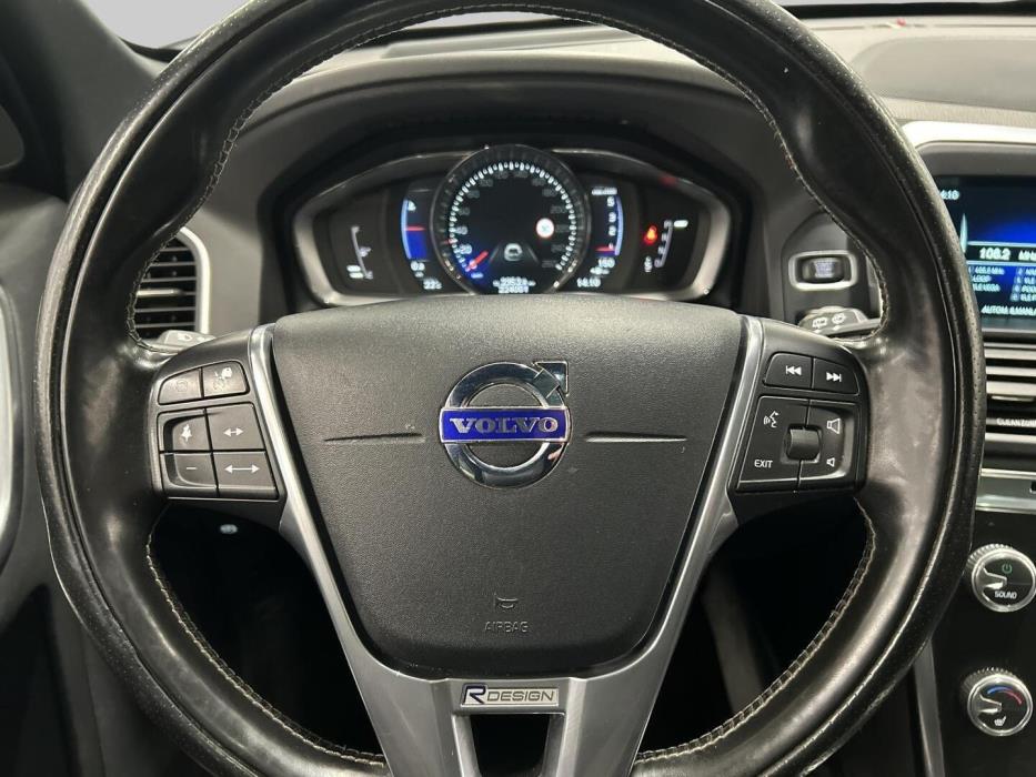 VOLVO XC60 2016