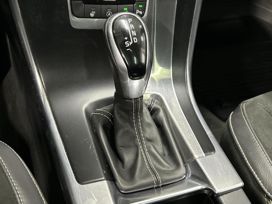 VOLVO XC60 2016