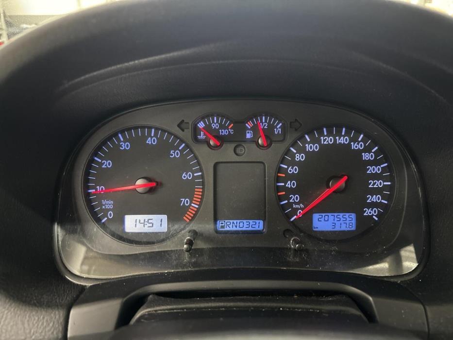 VOLKSWAGEN Golf 2001