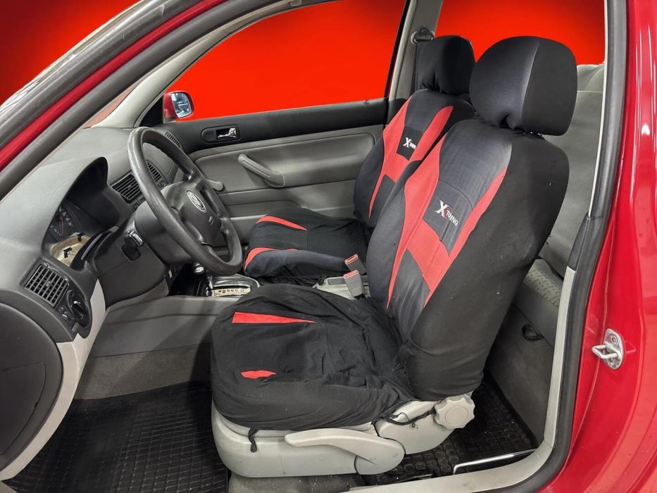 VOLKSWAGEN Golf 2001