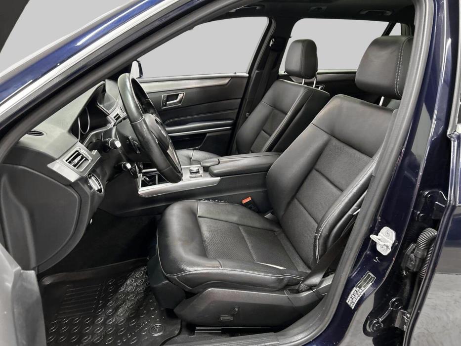 MERCEDES-BENZ E 2013