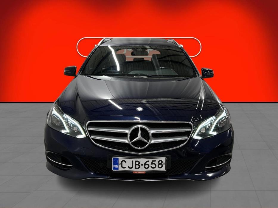 MERCEDES-BENZ E 2013