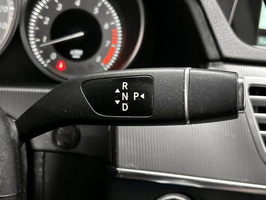 MERCEDES-BENZ E 2013