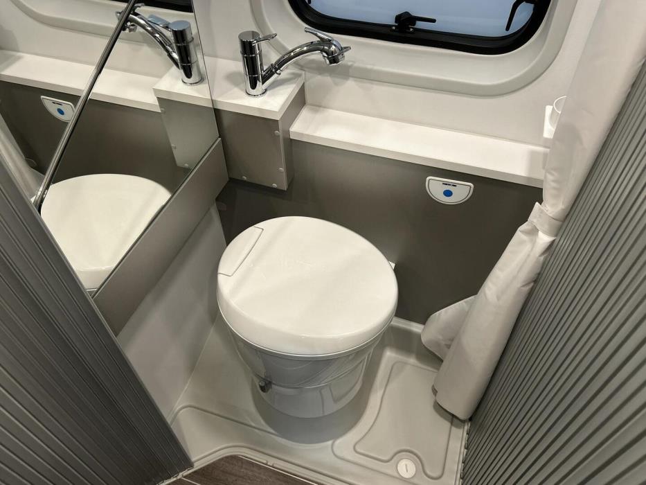 ADRIA TWIN 600 SPT 2017