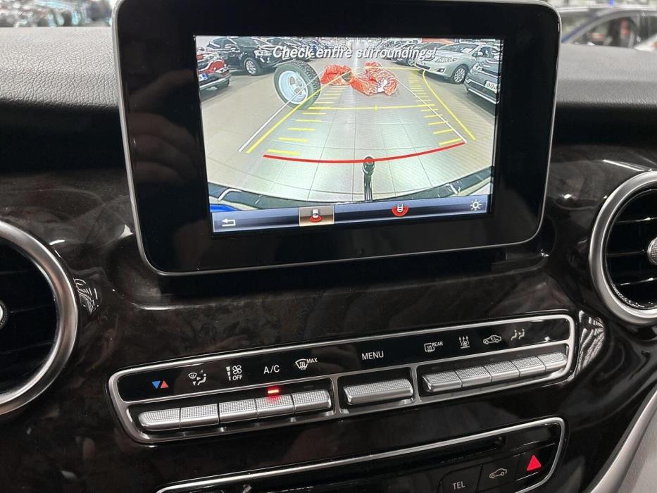 MERCEDES-BENZ V 2019