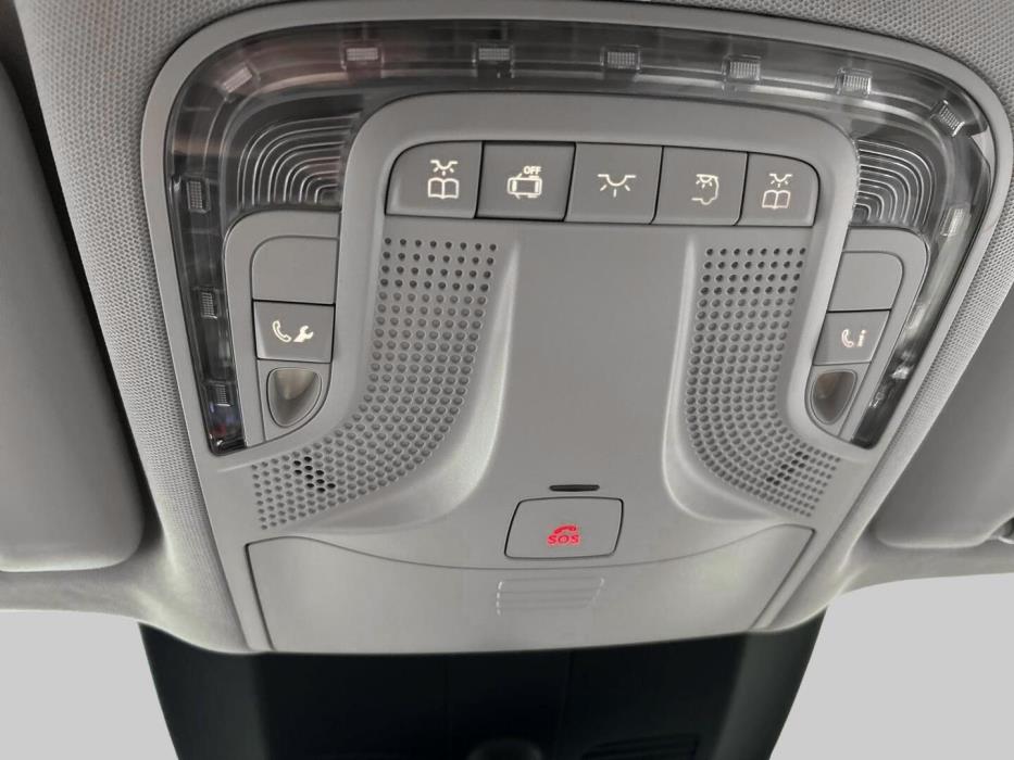 MERCEDES-BENZ V 2019