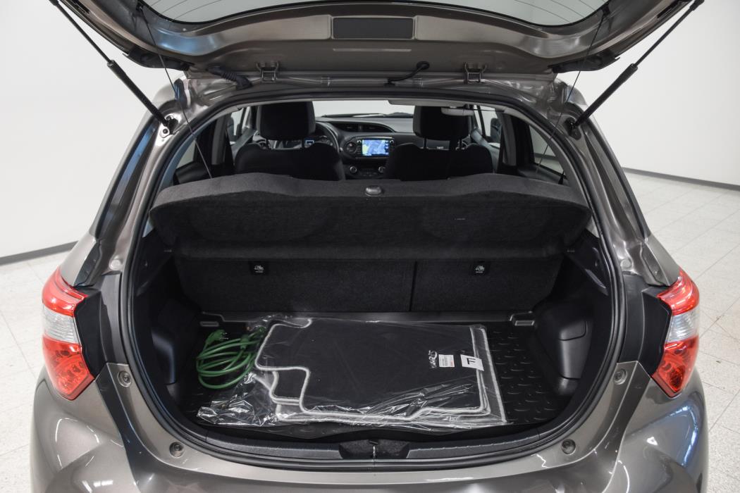 TOYOTA YARIS 2019