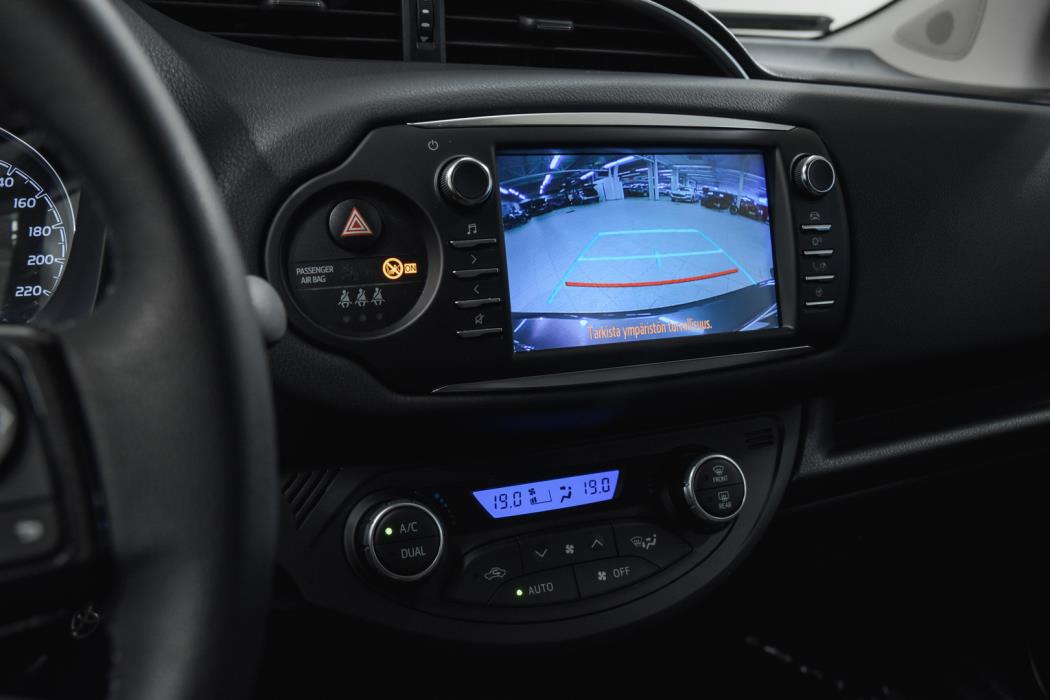 TOYOTA YARIS 2019