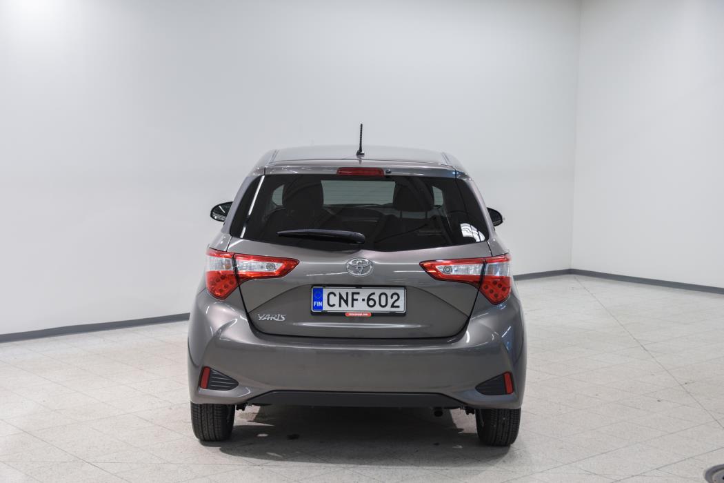 TOYOTA YARIS 2019
