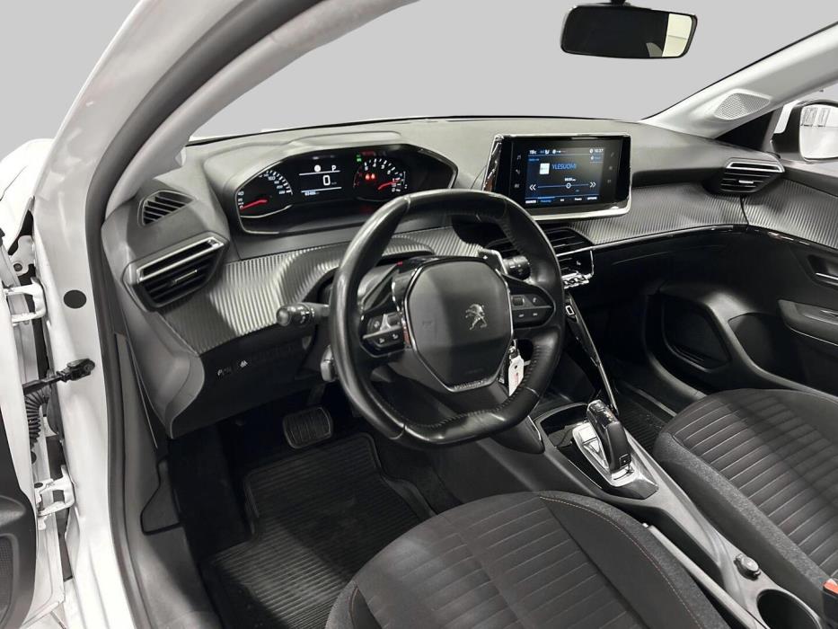 PEUGEOT 208 2020