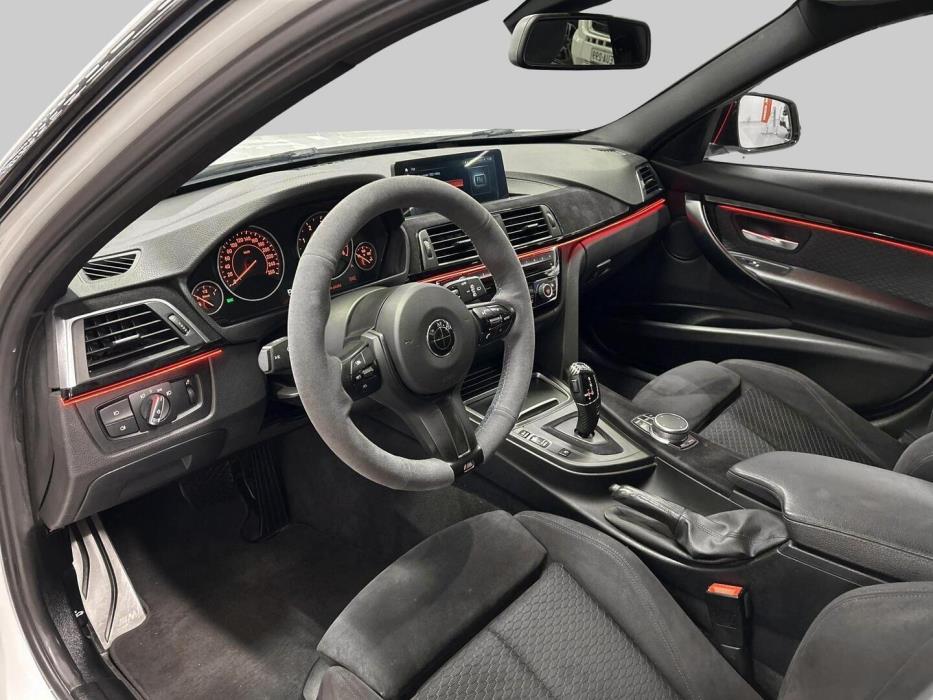 BMW 325 2017