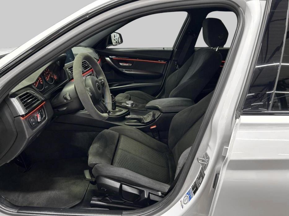 BMW 325 2017