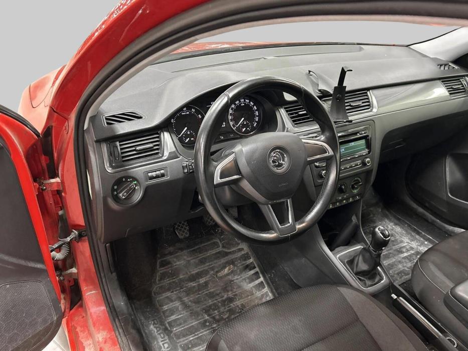 SKODA Rapid 2015