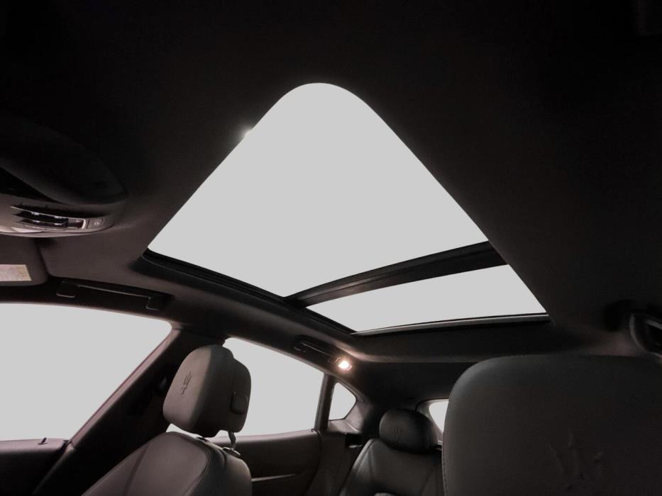 MASERATI Levante 2018