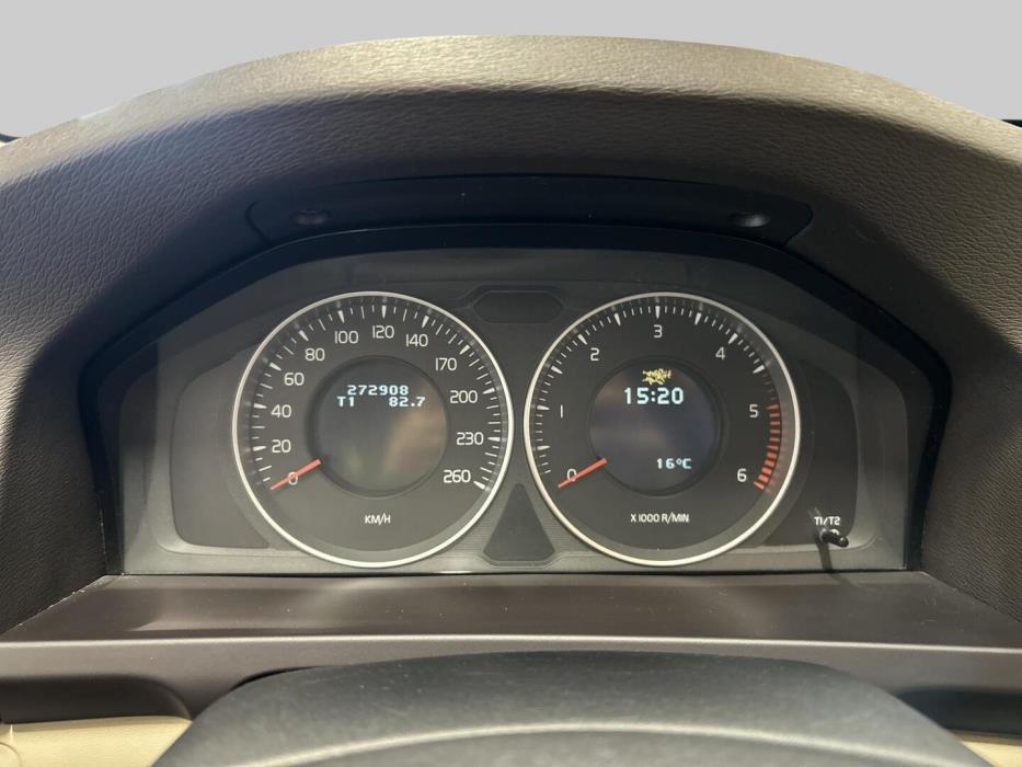 VOLVO V60 2011