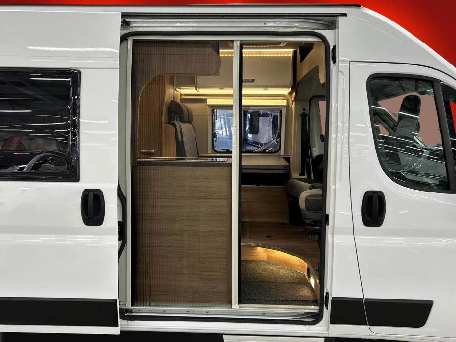 WEINSBERG CARABUS 601 2022