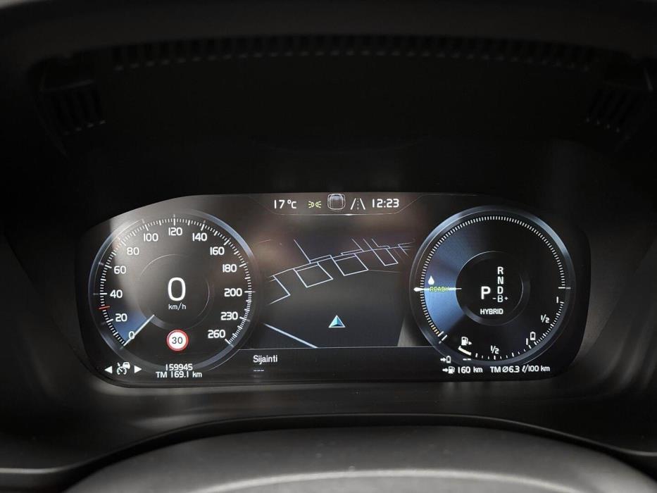 VOLVO XC60 2020
