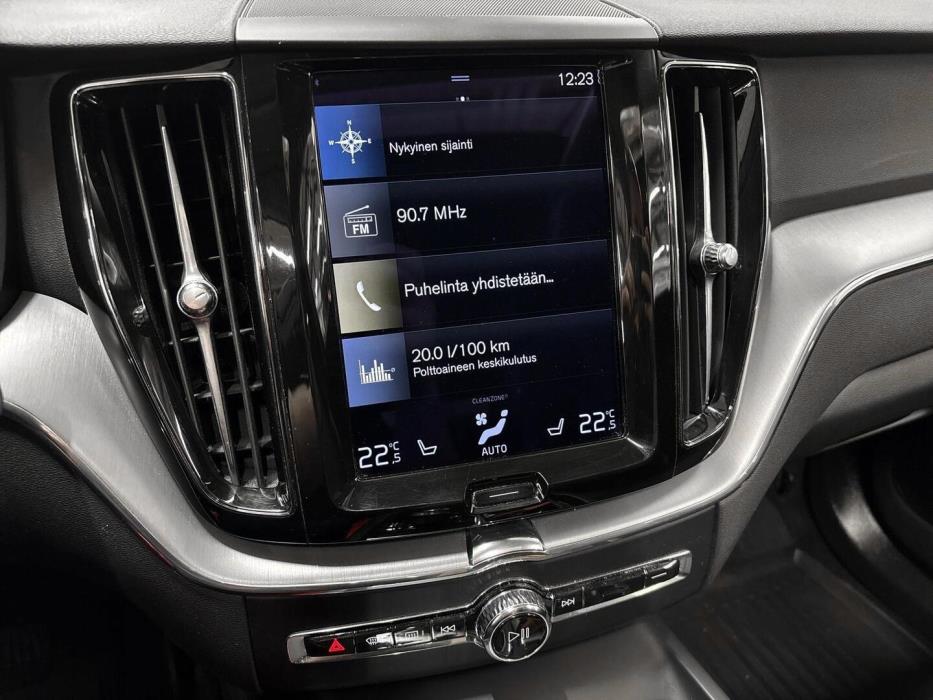 VOLVO XC60 2020