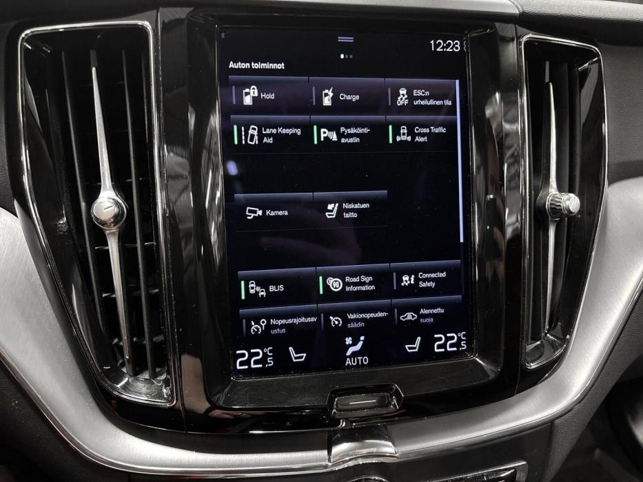 VOLVO XC60 2020
