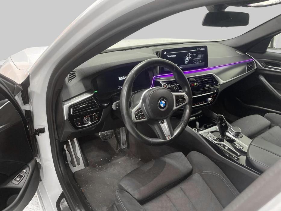 BMW 530 2021