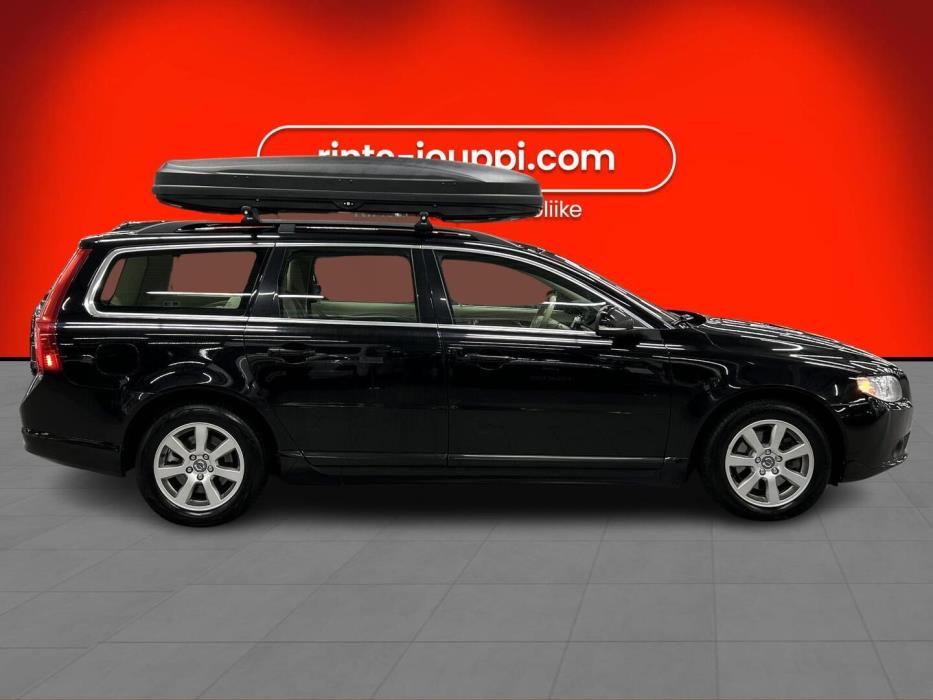 VOLVO V70 2012