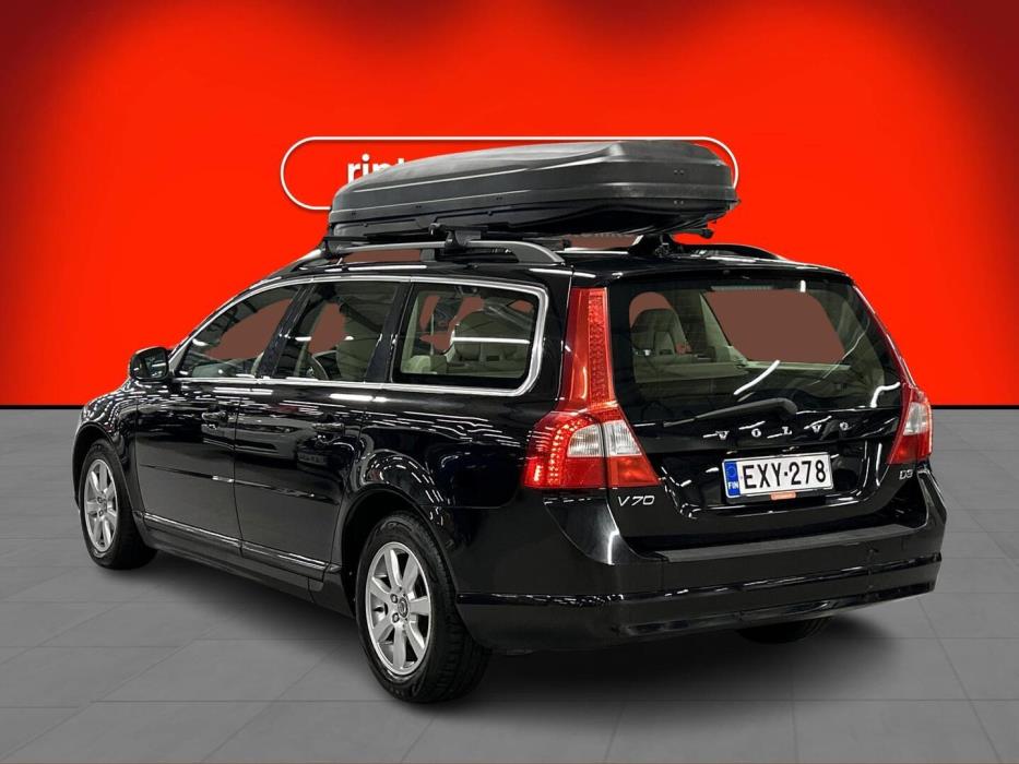 VOLVO V70 2012