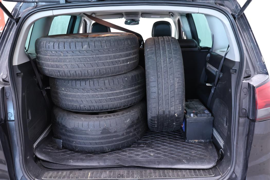 OPEL Zafira Tourer 2012