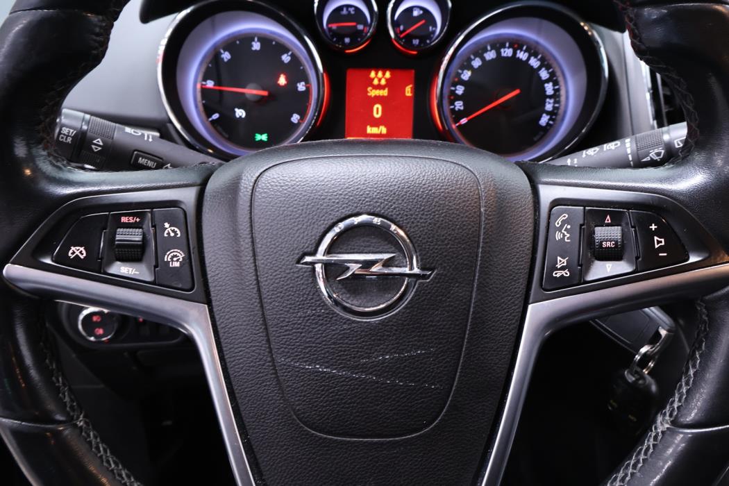 OPEL Zafira Tourer 2012