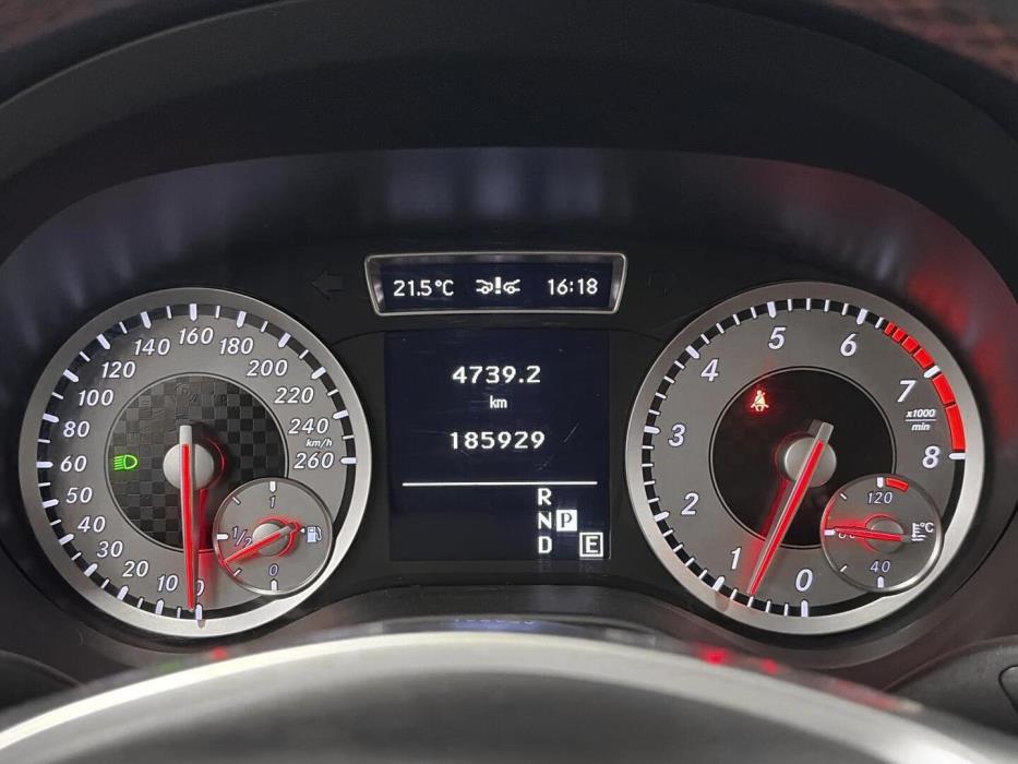 MERCEDES-BENZ A 2013