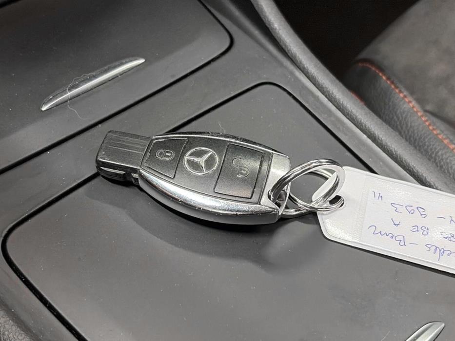 MERCEDES-BENZ A 2013
