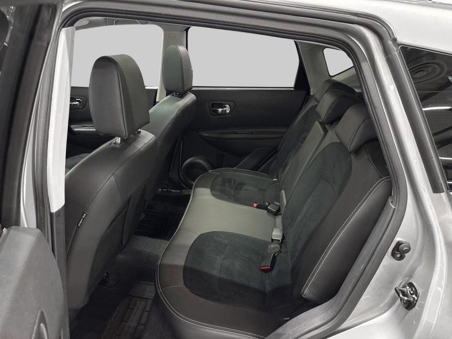 NISSAN Qashqai 2013