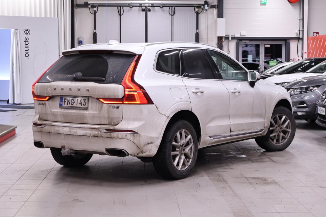 VOLVO XC60 2018