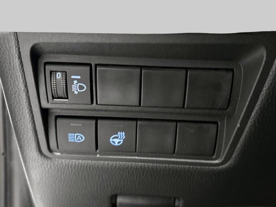 TOYOTA Yaris 2021