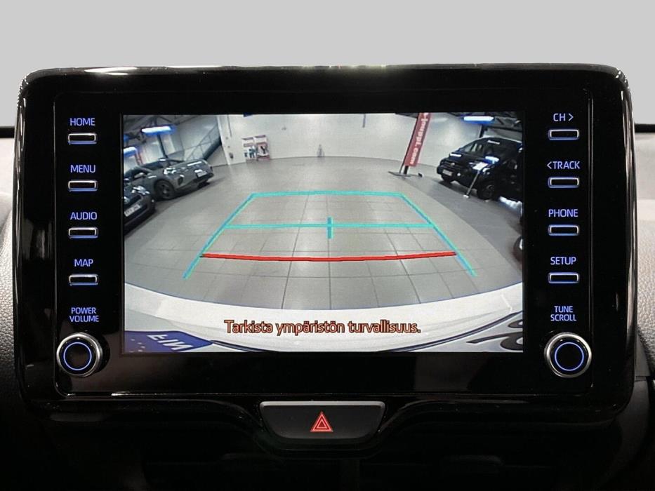 TOYOTA Yaris 2021