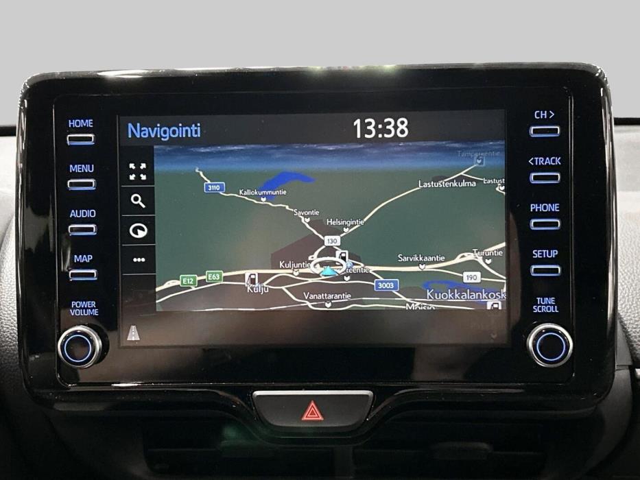 TOYOTA Yaris 2021