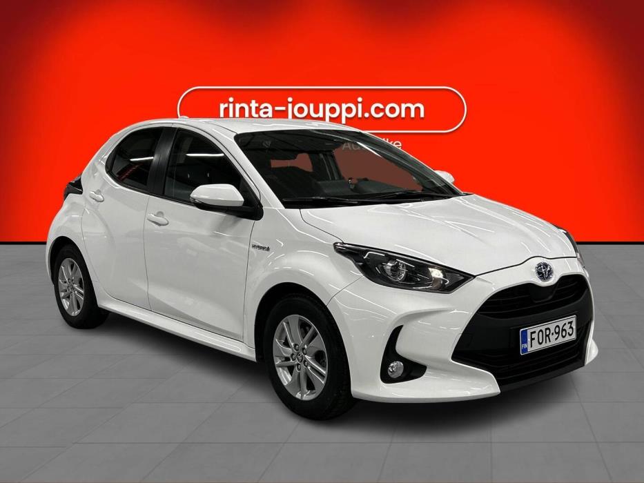 TOYOTA Yaris 2021
