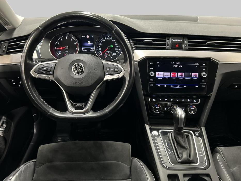 VOLKSWAGEN Passat 2020