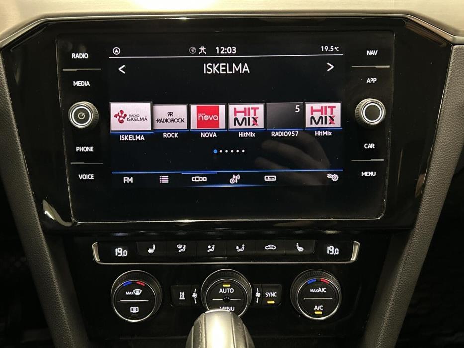 VOLKSWAGEN Passat 2020
