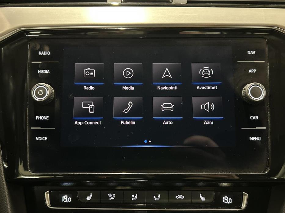 VOLKSWAGEN Passat 2020