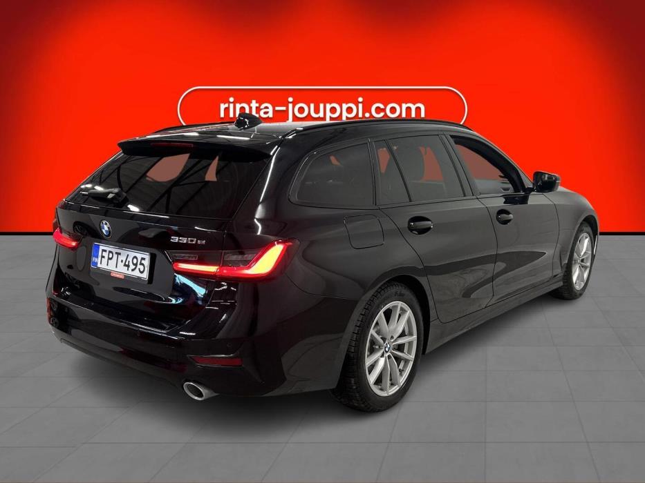 BMW 330 2020