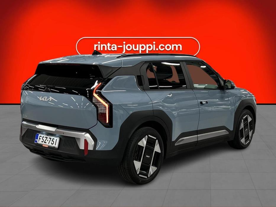 KIA EV3 2025