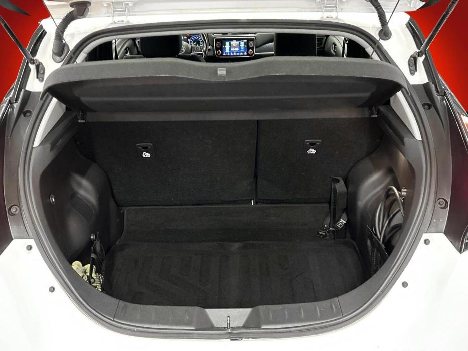 NISSAN Leaf 2020