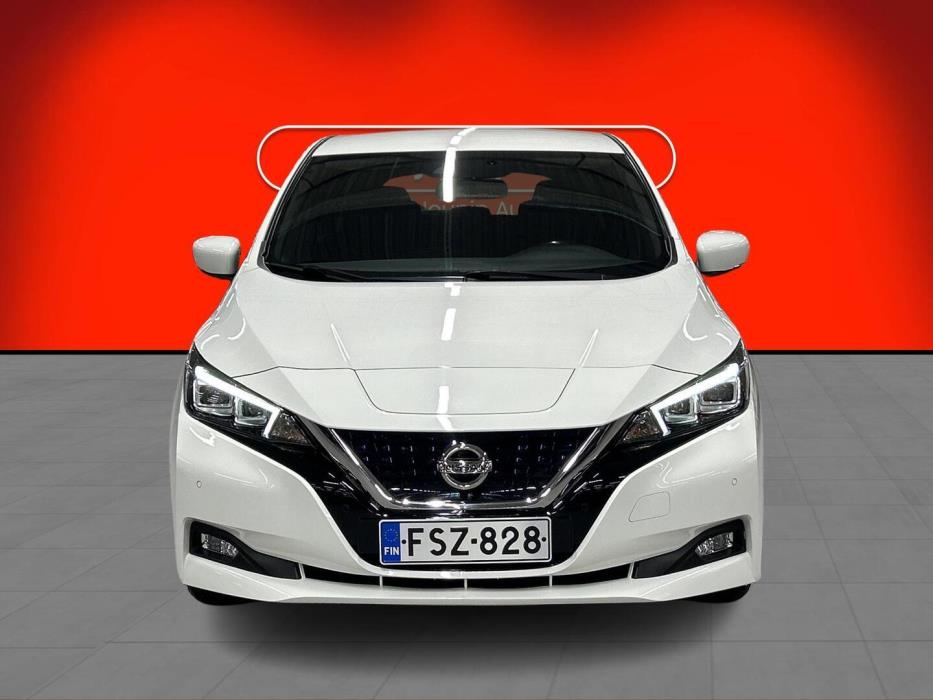 NISSAN Leaf 2020