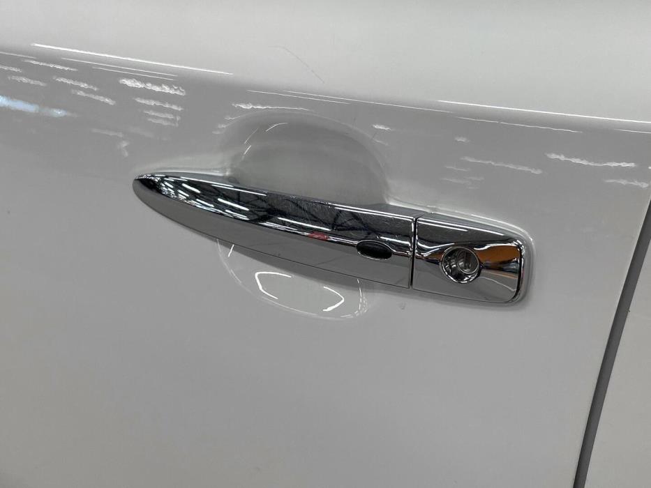 NISSAN Leaf 2020