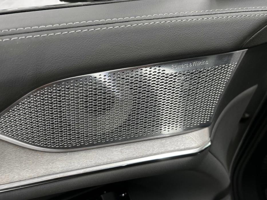 VOLVO EX90 2025