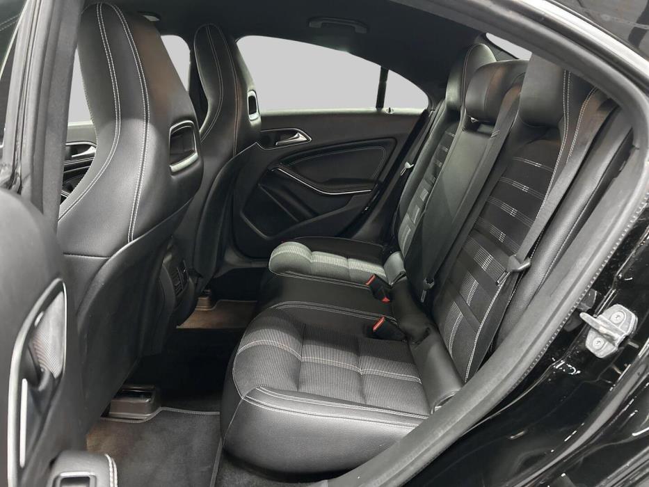 MERCEDES-BENZ CLA 2019